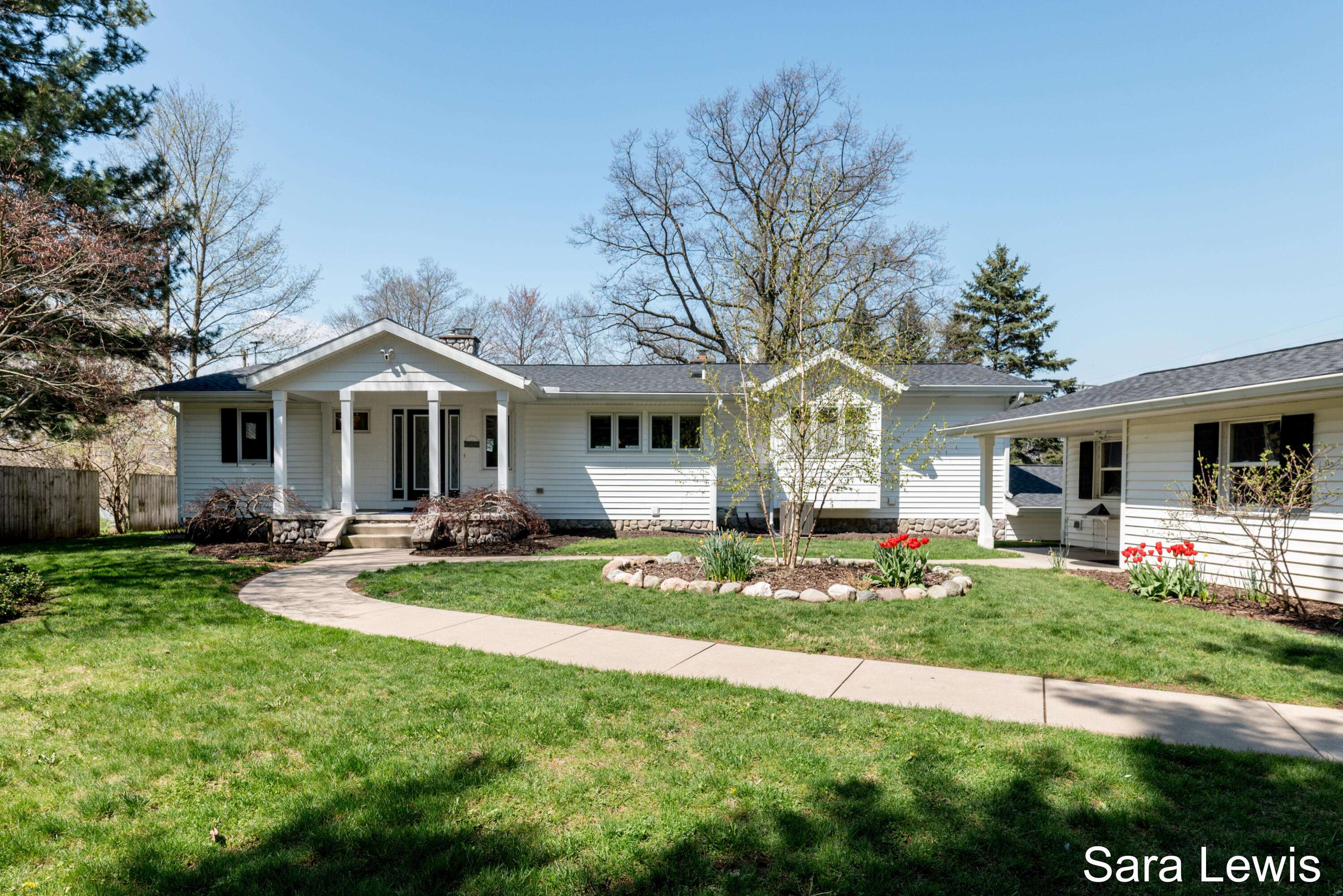 15710 Rich LN, Prairieville Twp, MI 49060