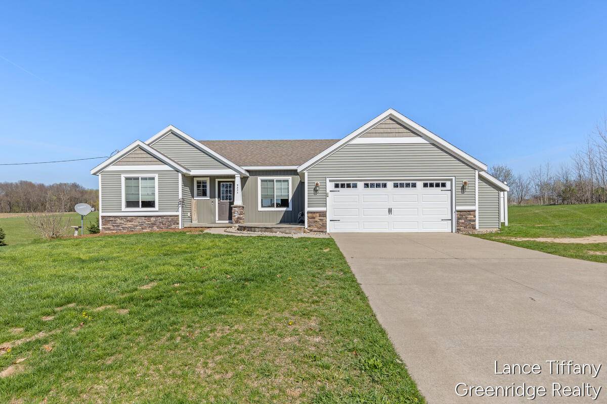9334 Shaner AVE NE, Courtland Twp, MI 49341