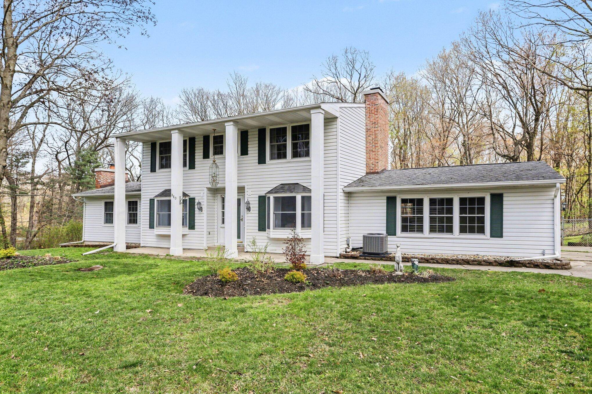 860 Sylvan DR, Bedford Twp, MI 49017