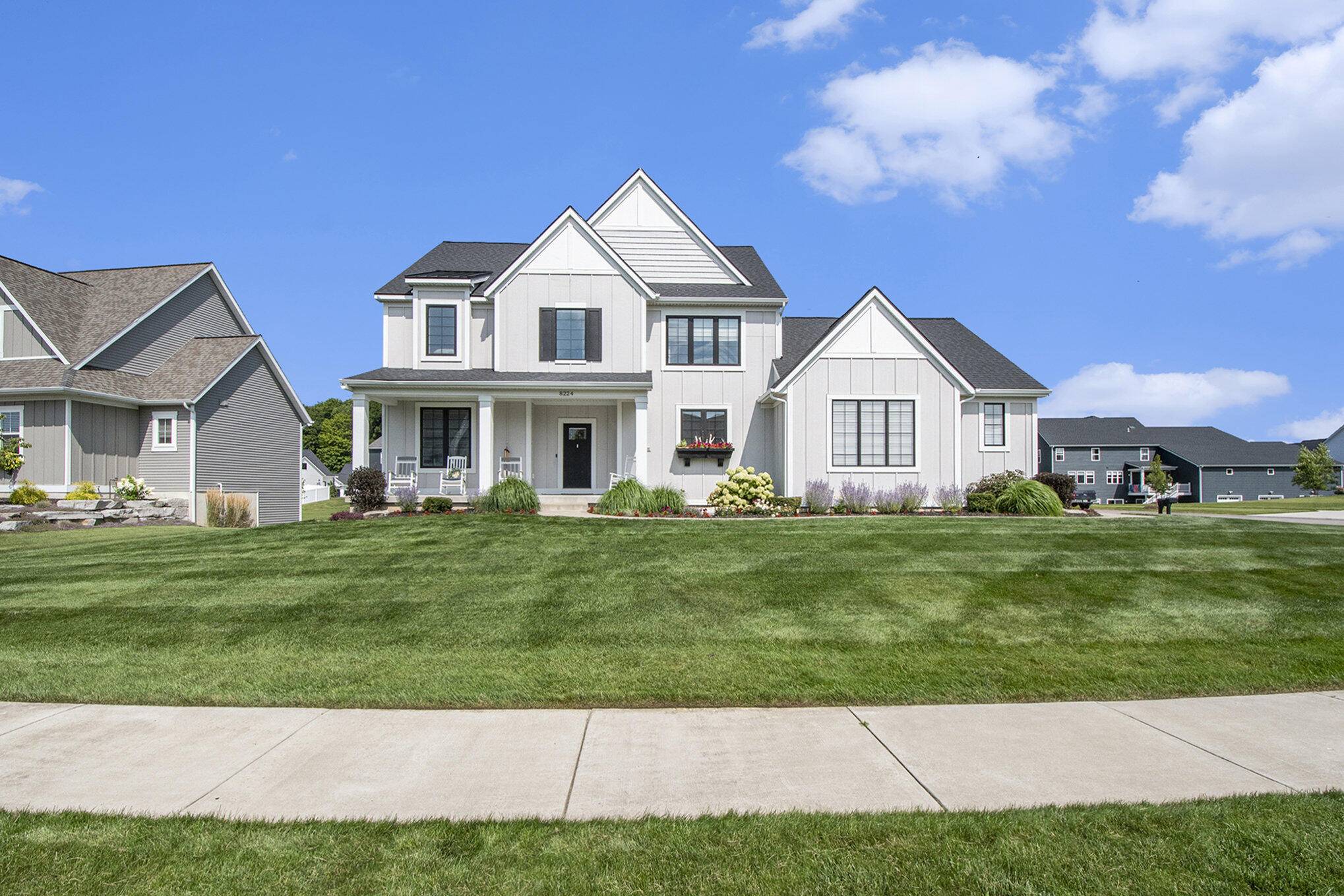 8224 Boardwalk DR SW, Byrontownship_kent, MI 49315