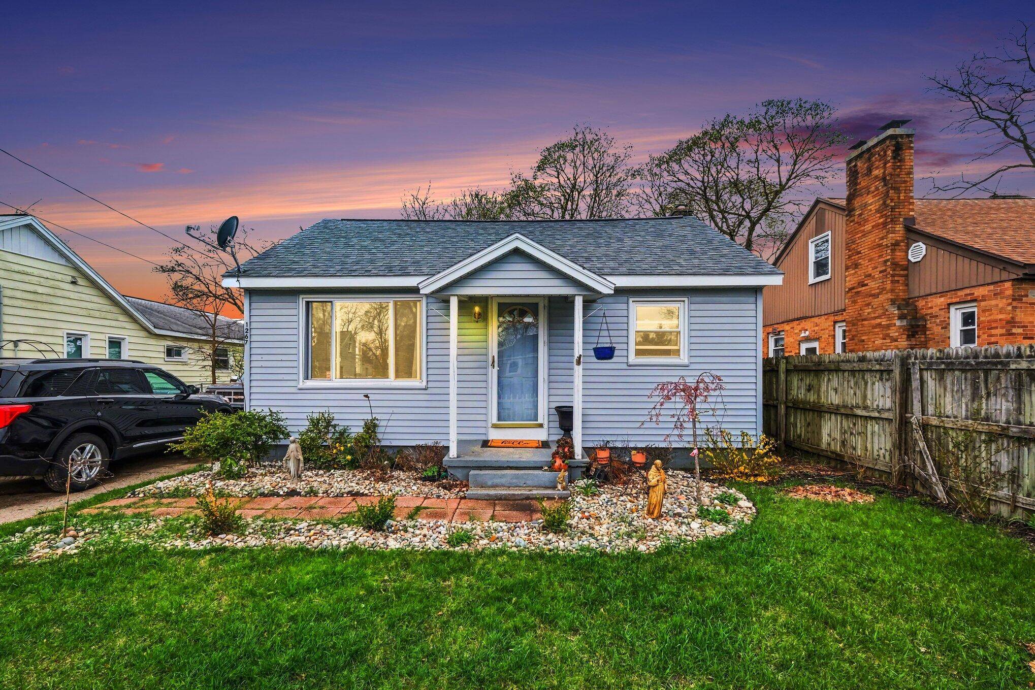 1267 Graf ST, Muskegon City, MI 49442