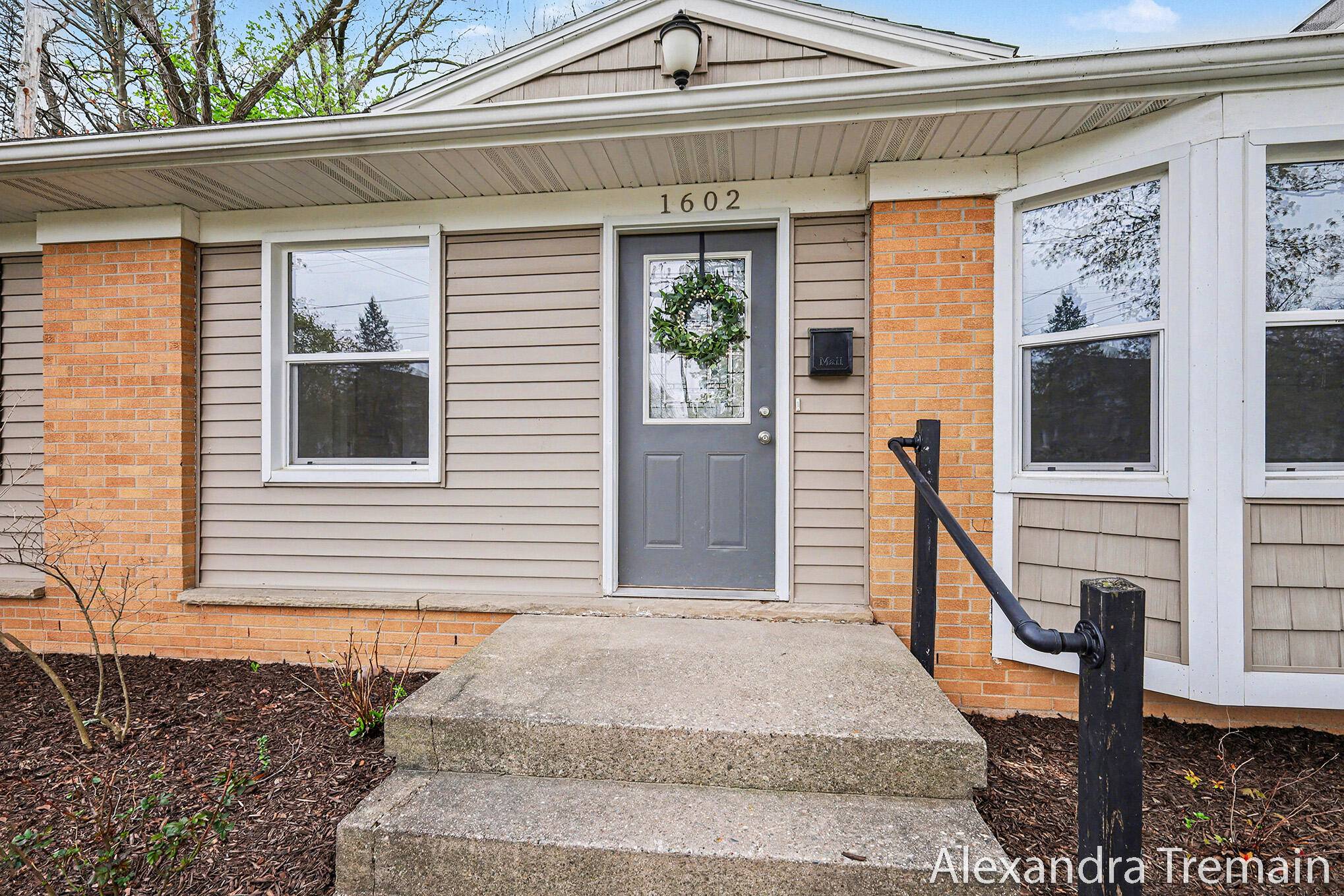 1602 4th ST NW, Grandrapidscity_kent, MI 49504