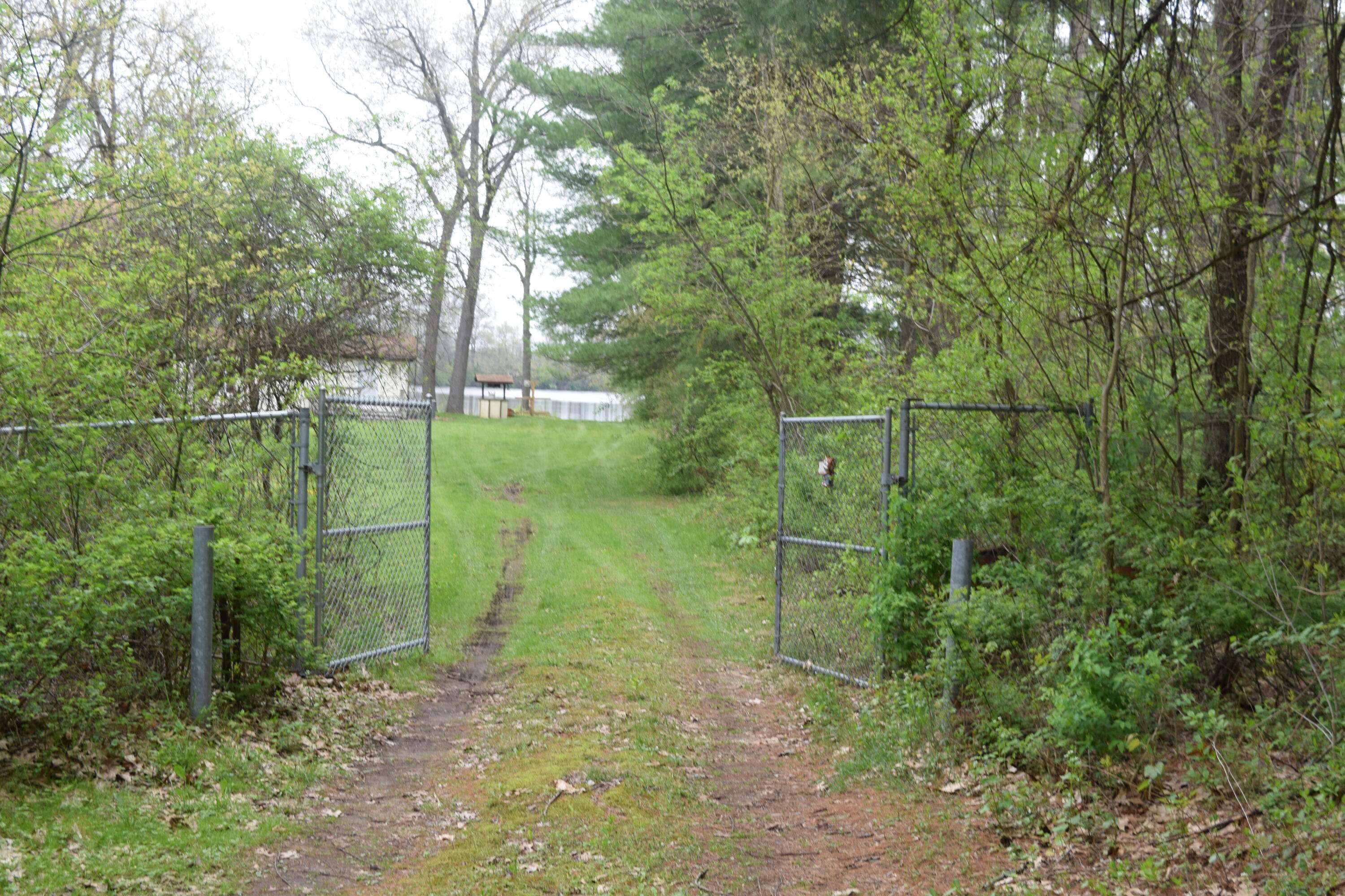 12230 Riverside DR, Constantinetownship_stjoseph, MI 49099