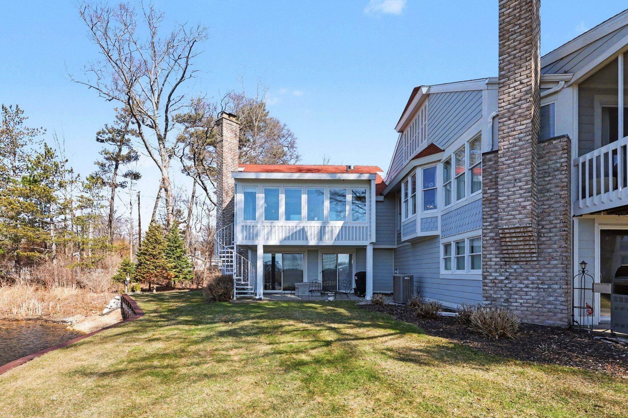 16840 Landing DR, Ferrysburgcity_ottawa, MI 49456