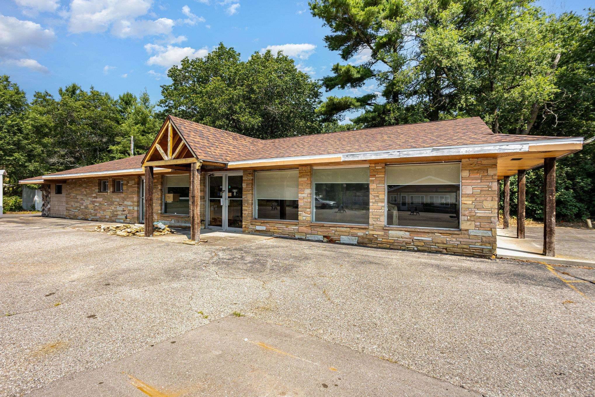 3511 N US-23, Au Sable Twp, MI 48750