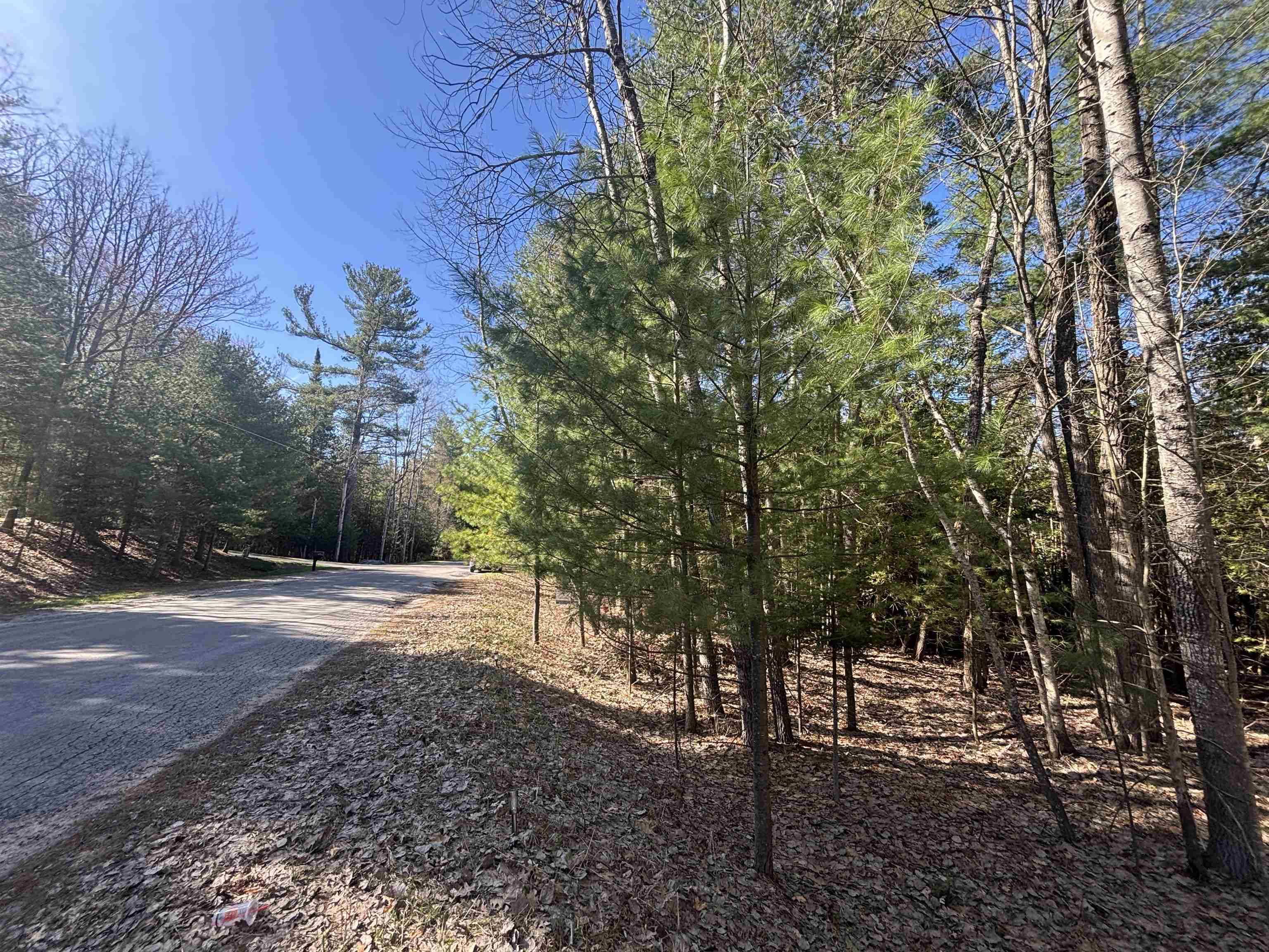 4715 Springbrook DR, Acmetownship_grandtraverse, MI 49690