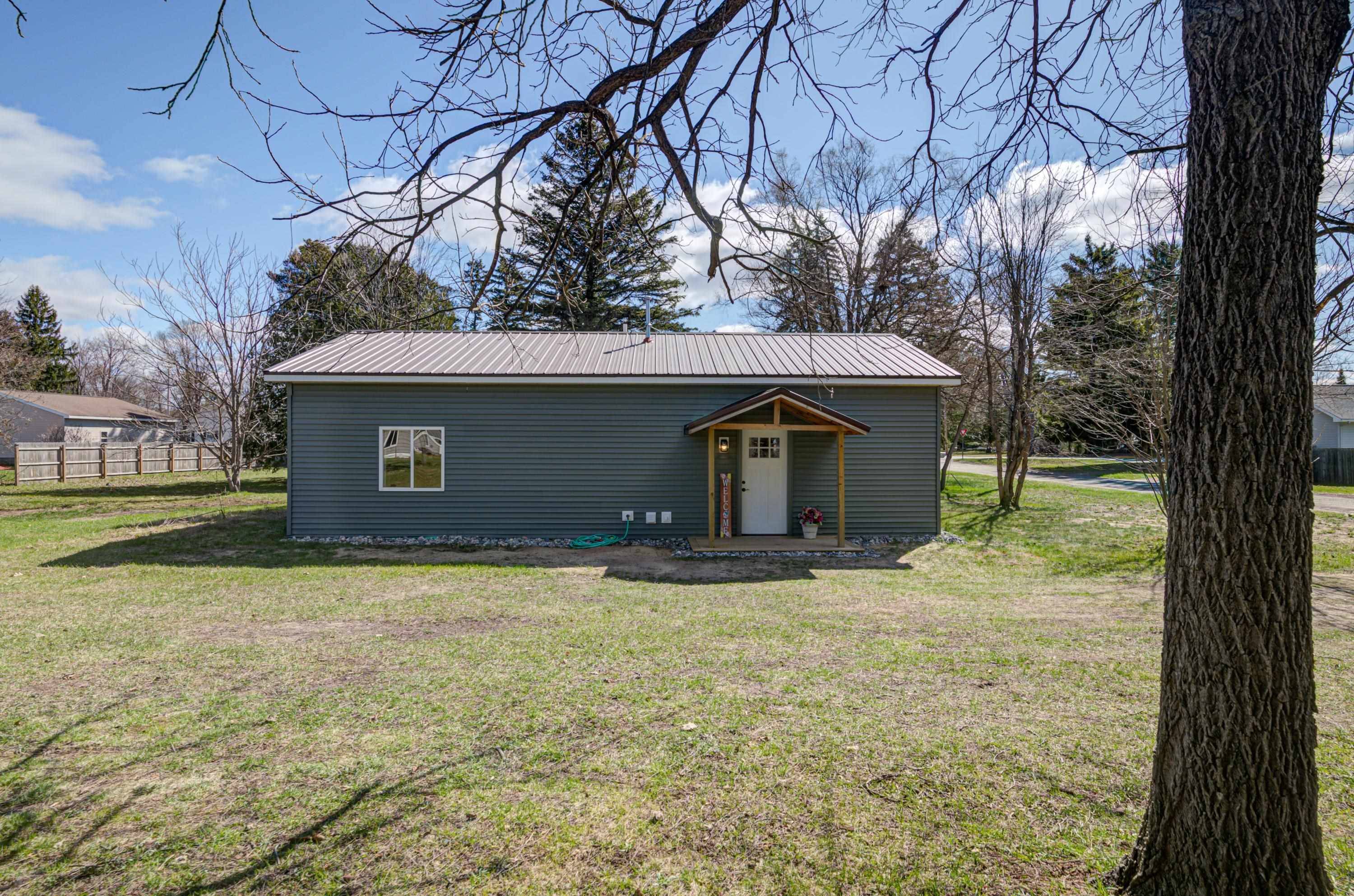 304 Lincoln ST, Kalkaska Twp, MI 49646