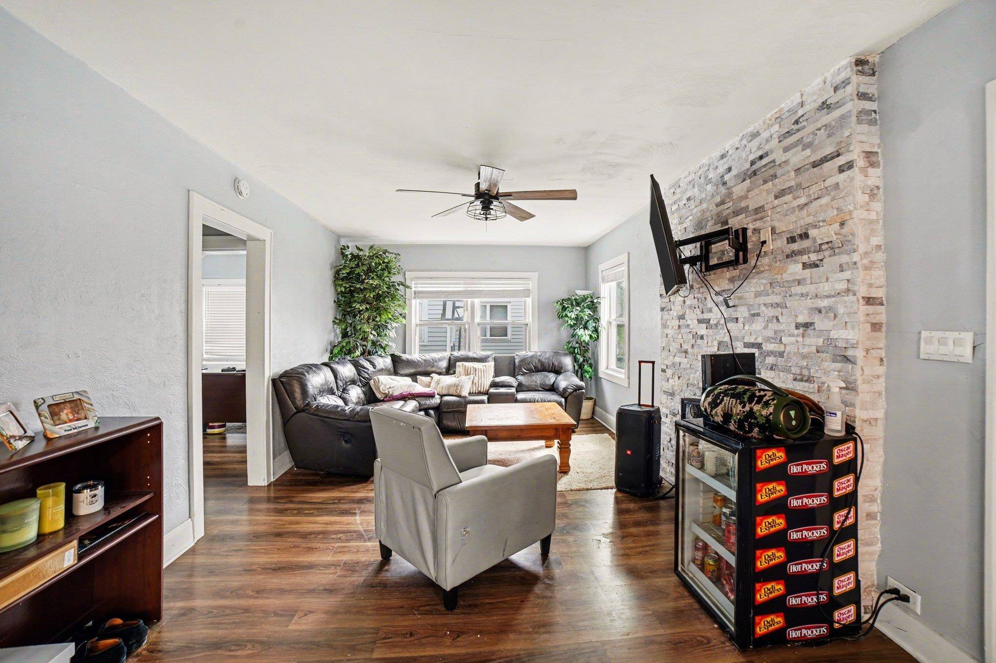 209 E Maple, Mtpleasantcity_isabella, MI 48858