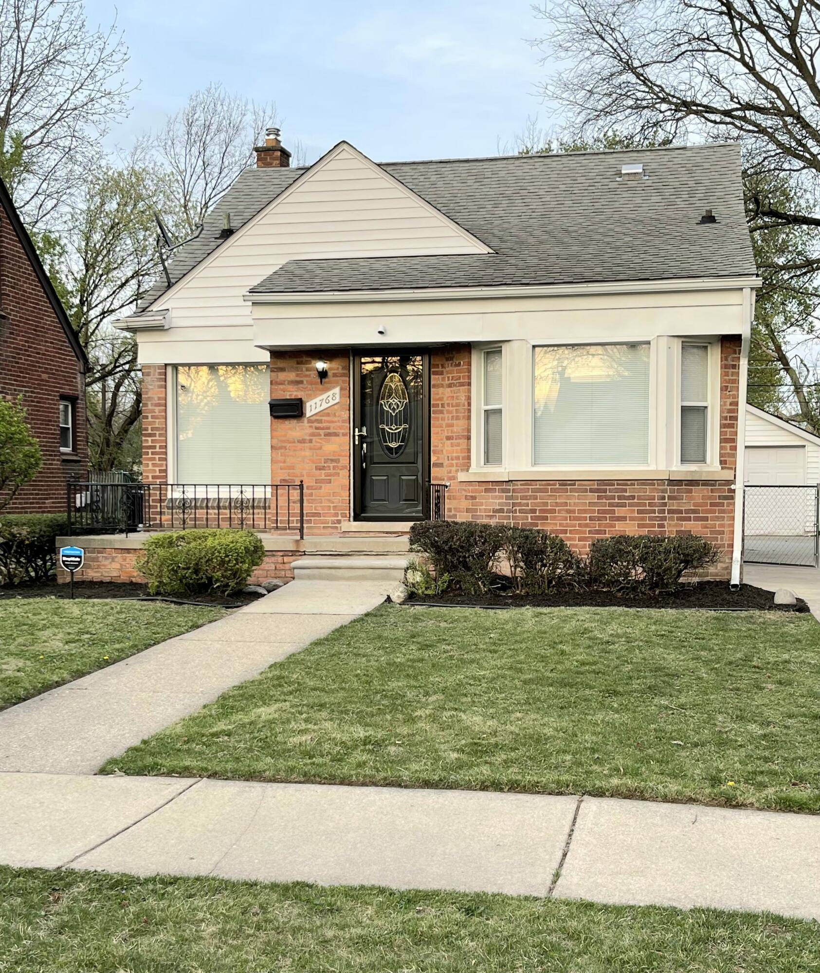 11768 Hazelton, Redfordchartertownship_wayne, MI 48239