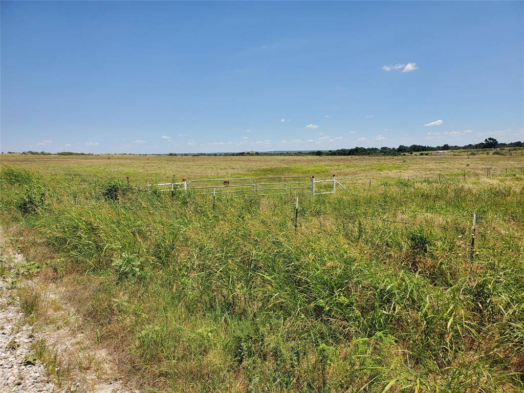 0000 Campbell, Bowie, TX 76228