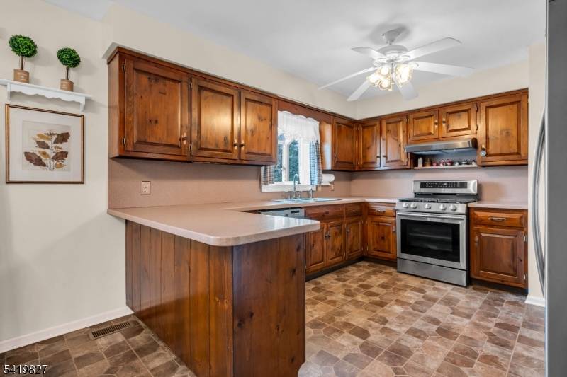 200 Zion Rd, Hillsborough Twp., NJ 08844