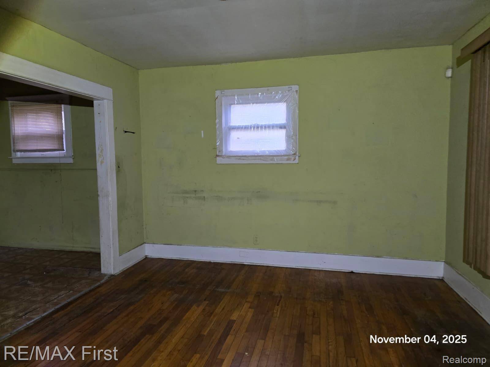 8091 Kenney ST, Detroit, MI 48234