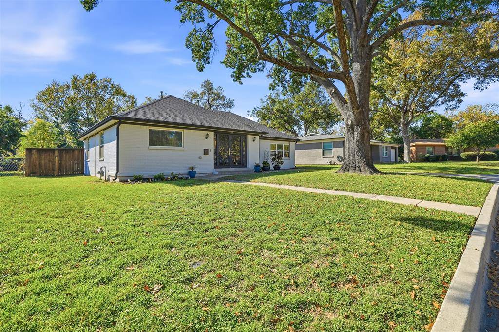 5717 S Wells Circle, Westworth Village, TX 76114