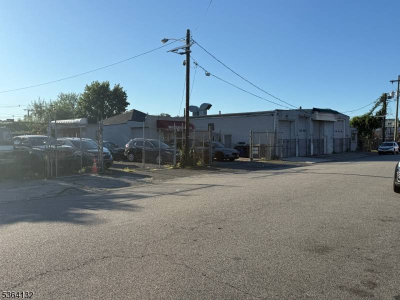 862-868 E 26Th St, Paterson City, NJ 07513