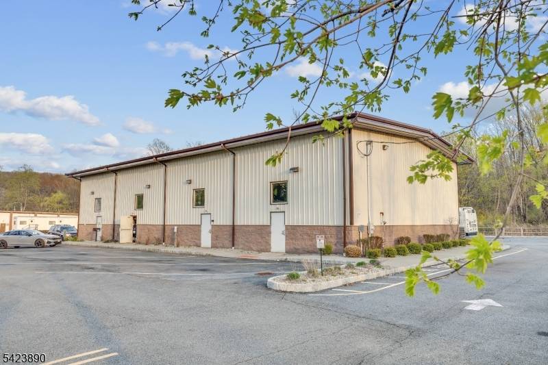 126 Allen St, Netcong Boro, NJ 07857