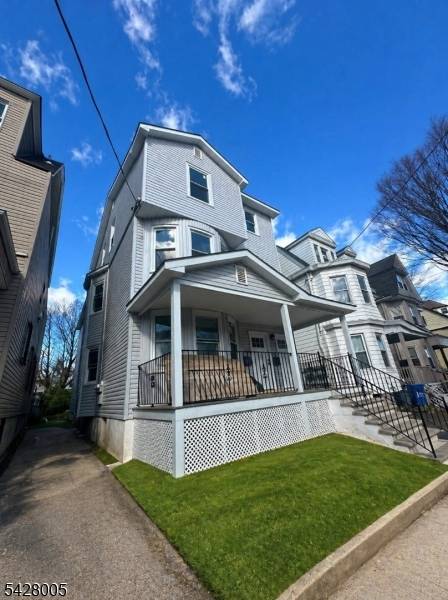 105 S 7Th St, Newark City, NJ 07107