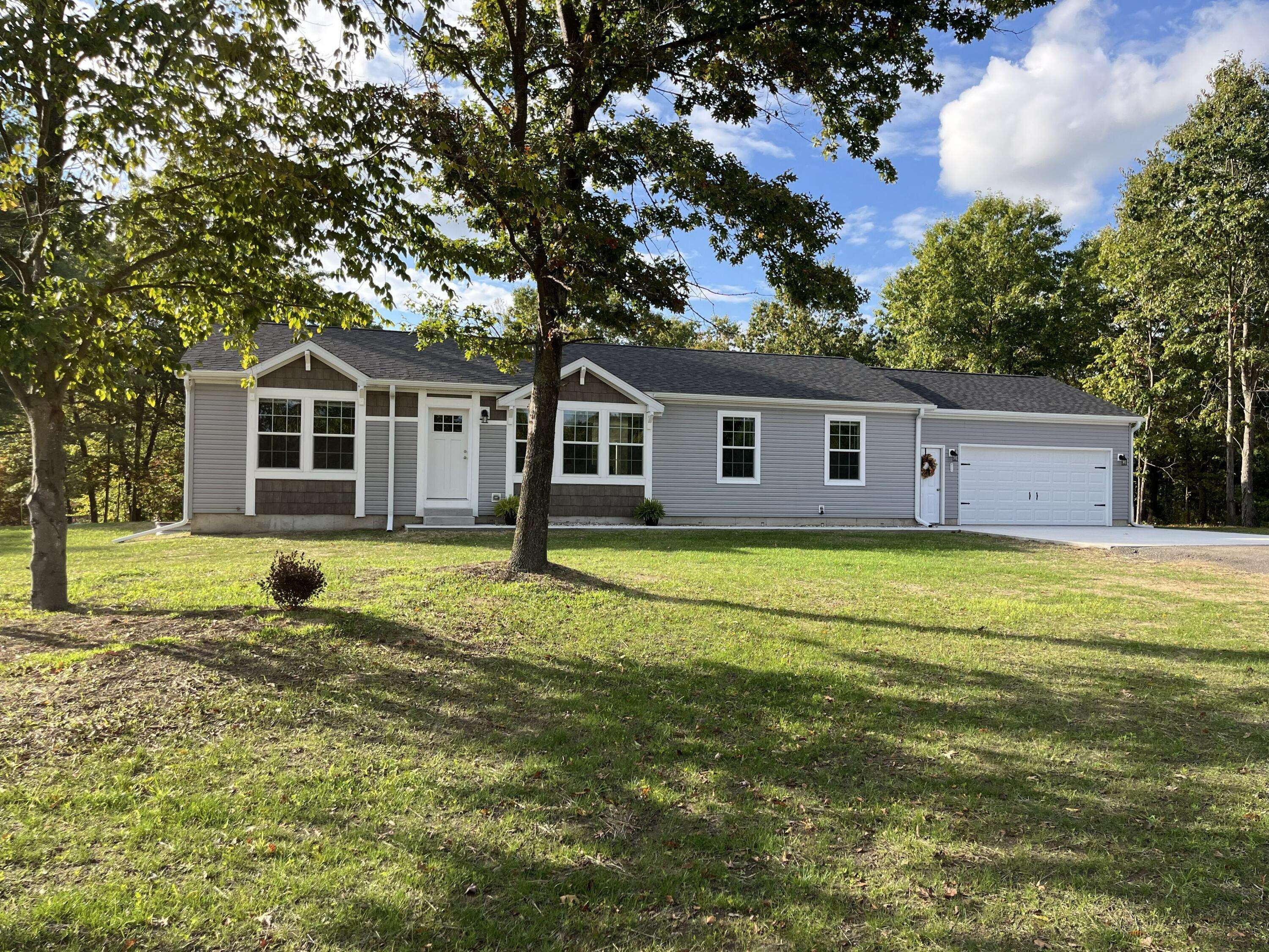 4525 Medler DR ##8, Deerfield Twp, MI 49336