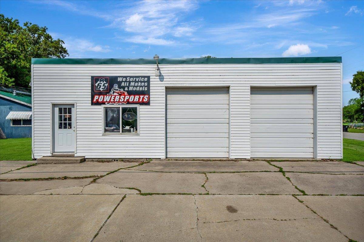 100 & 102 S Bullock ST, Burleigh Twp, MI 48770