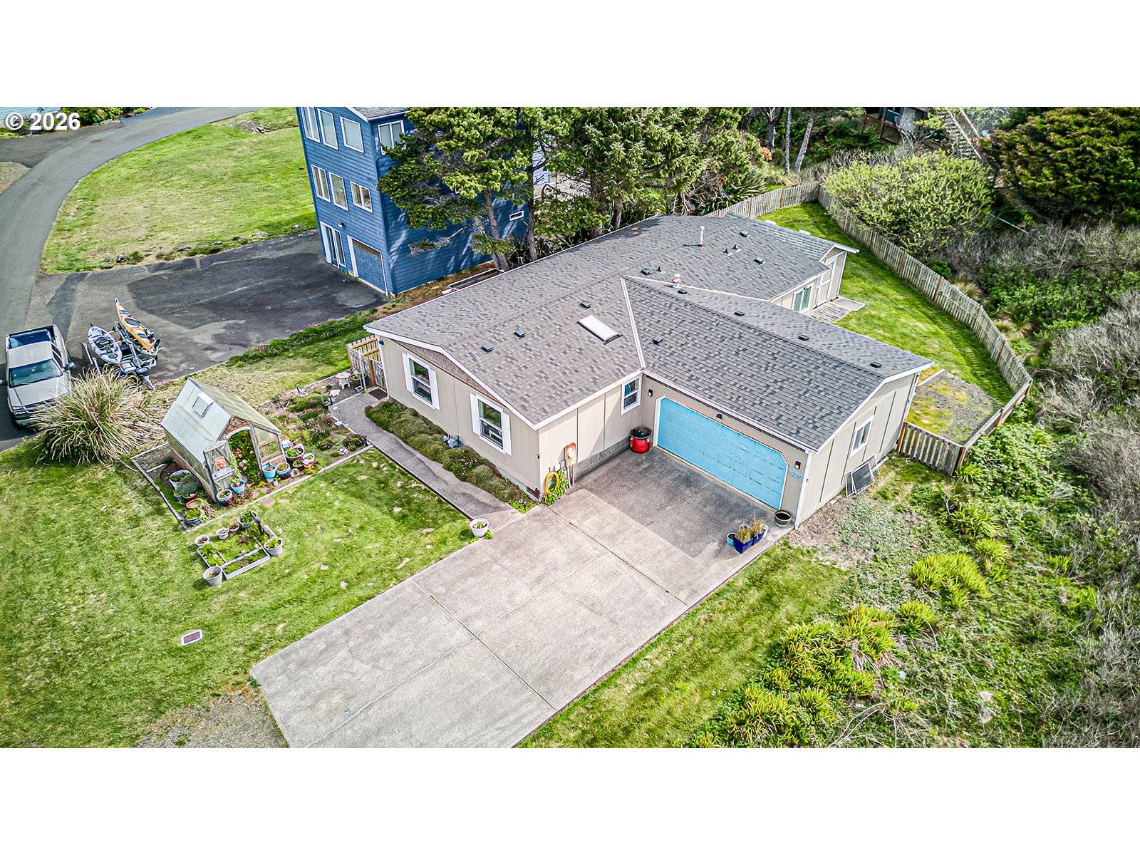 520 SW CARDINAL ST, Depoe Bay, OR 97341