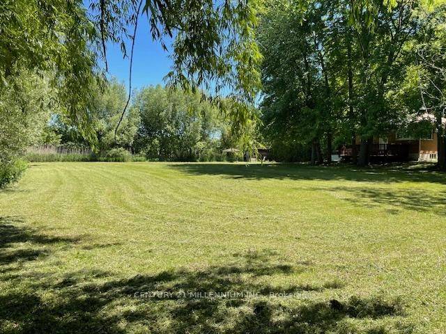 1027 Chapman ST, Innisfil, ON L0L 1W0