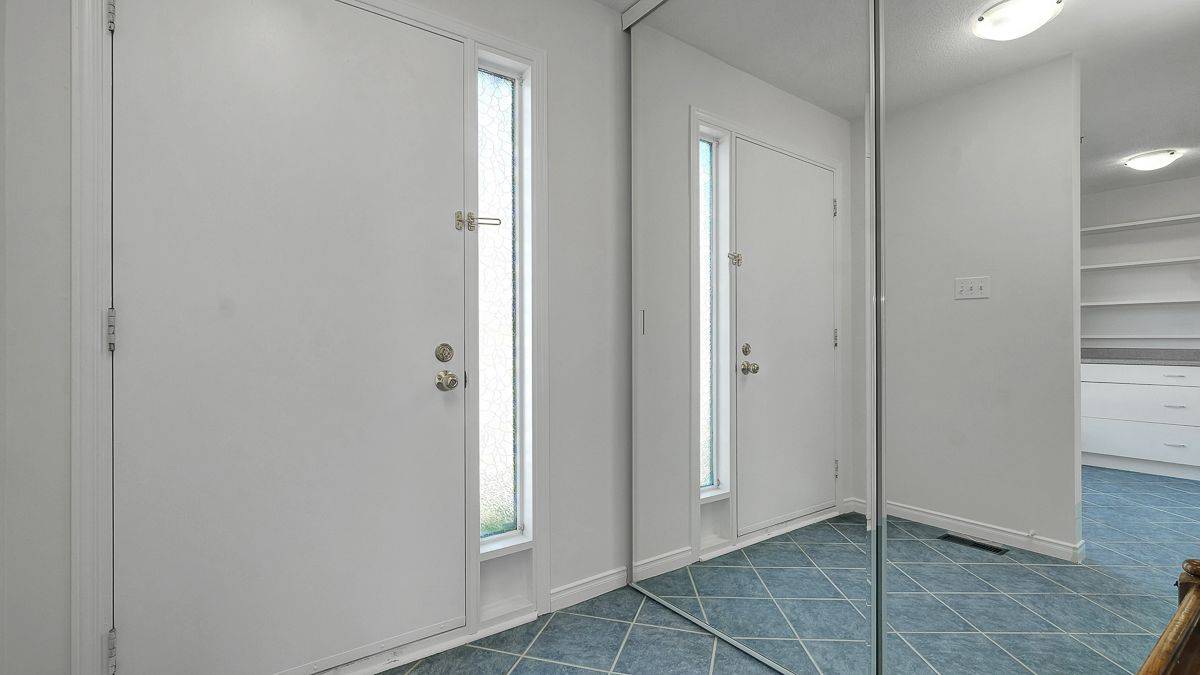 890 Cahill DR W #46, Hunt Club - Windsor Park Village And Area, ON K1V 9A4
