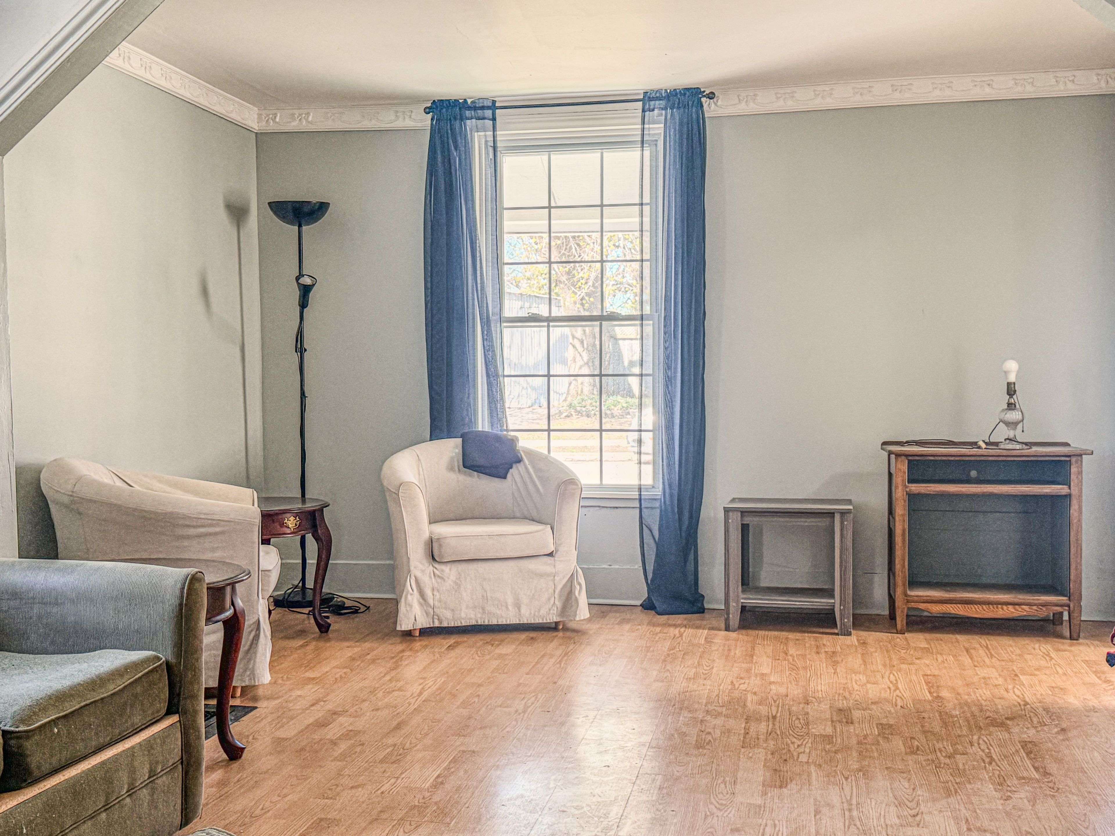215 Brock ST, Gananoque, ON K7G 1G5