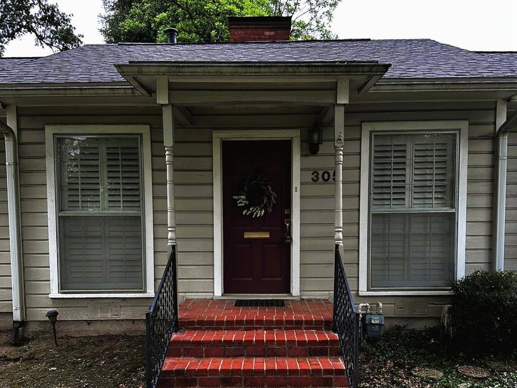 305 Grace Lane, Terrell, TX 75160