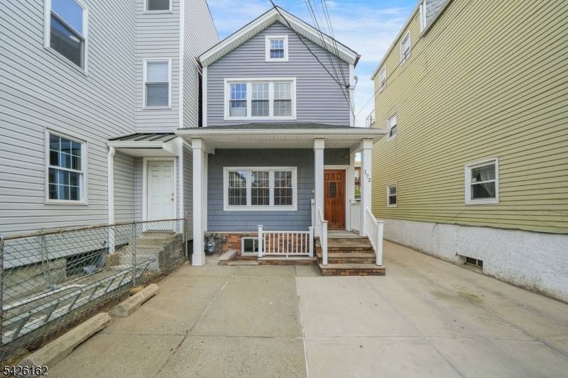 172 Chestnut St, Newark City, NJ 07105