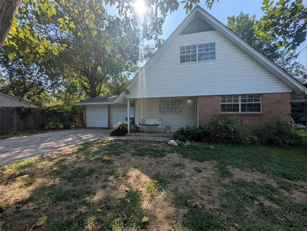 2924 Longfellow Lane, Denton, TX 76209