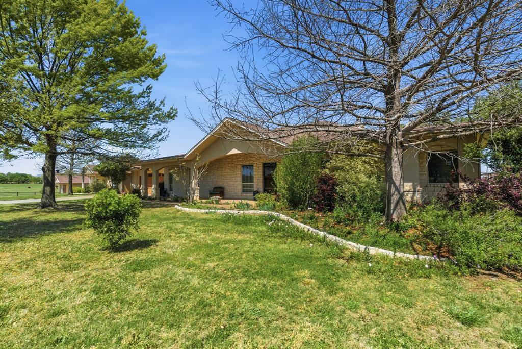 3601 Springfield Road, Springtown, TX 76082
