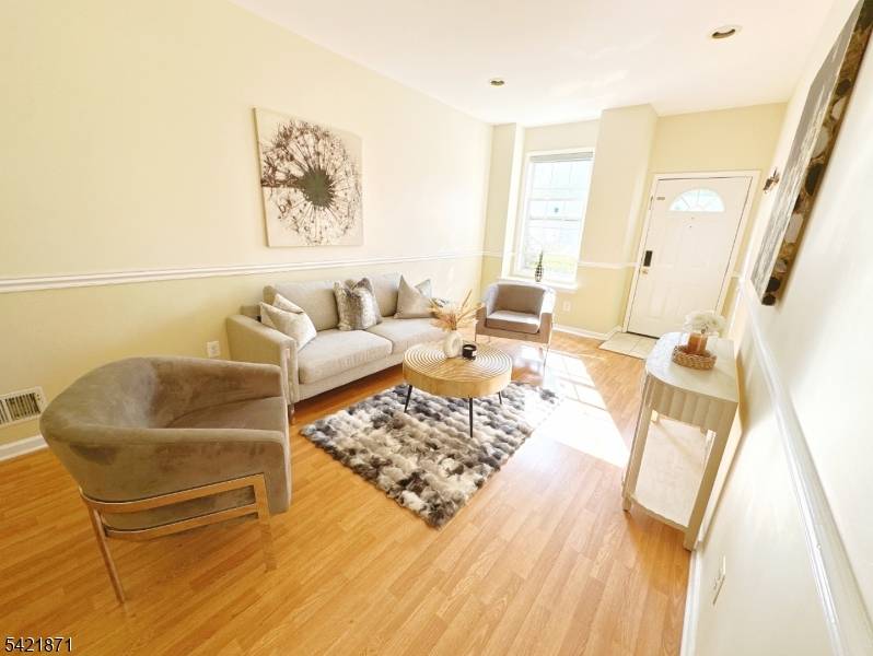 117 Barclay Dr, Nutley Twp., NJ 07110