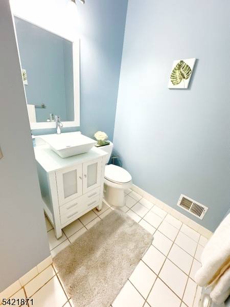 117 Barclay Dr, Nutley Twp., NJ 07110