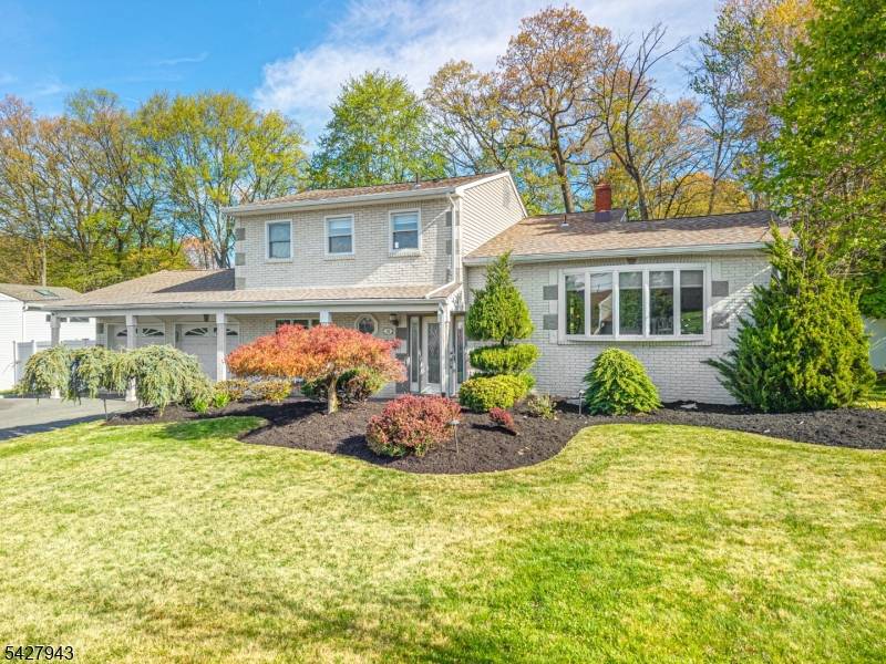19 Harwood Pl, Wayne Twp., NJ 07470