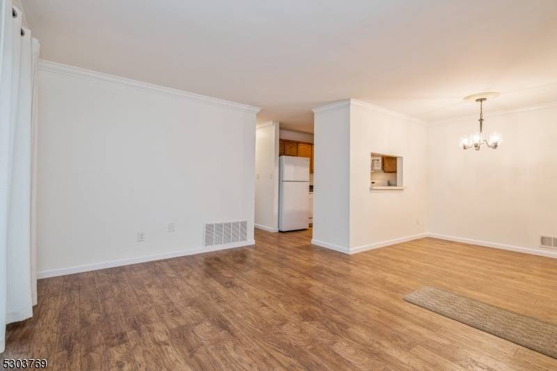 101 Quince Ct, Lawrence Twp., NJ 08648