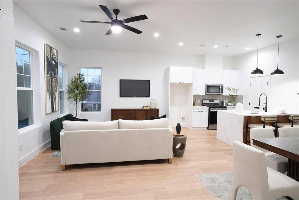 629 N Tyler Street #102, Dallas, TX 75208