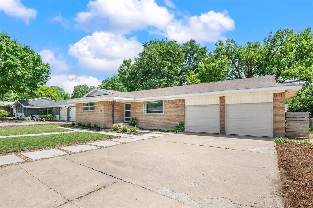 413 Patricia Road, Hurst, TX 76053