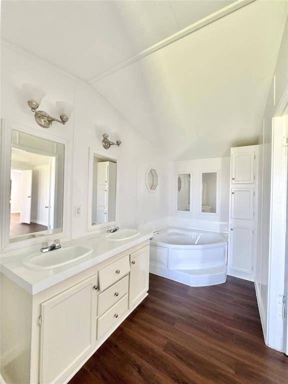 4201 N Interstate Highway 45, Ennis, TX 75119