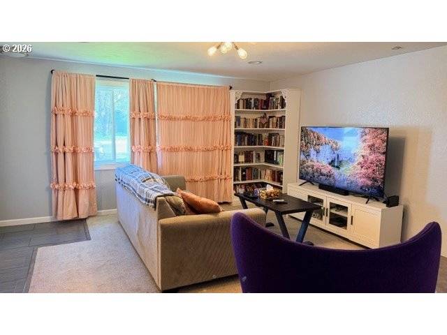 280 HEATHER DR, Stanfield, OR 97875