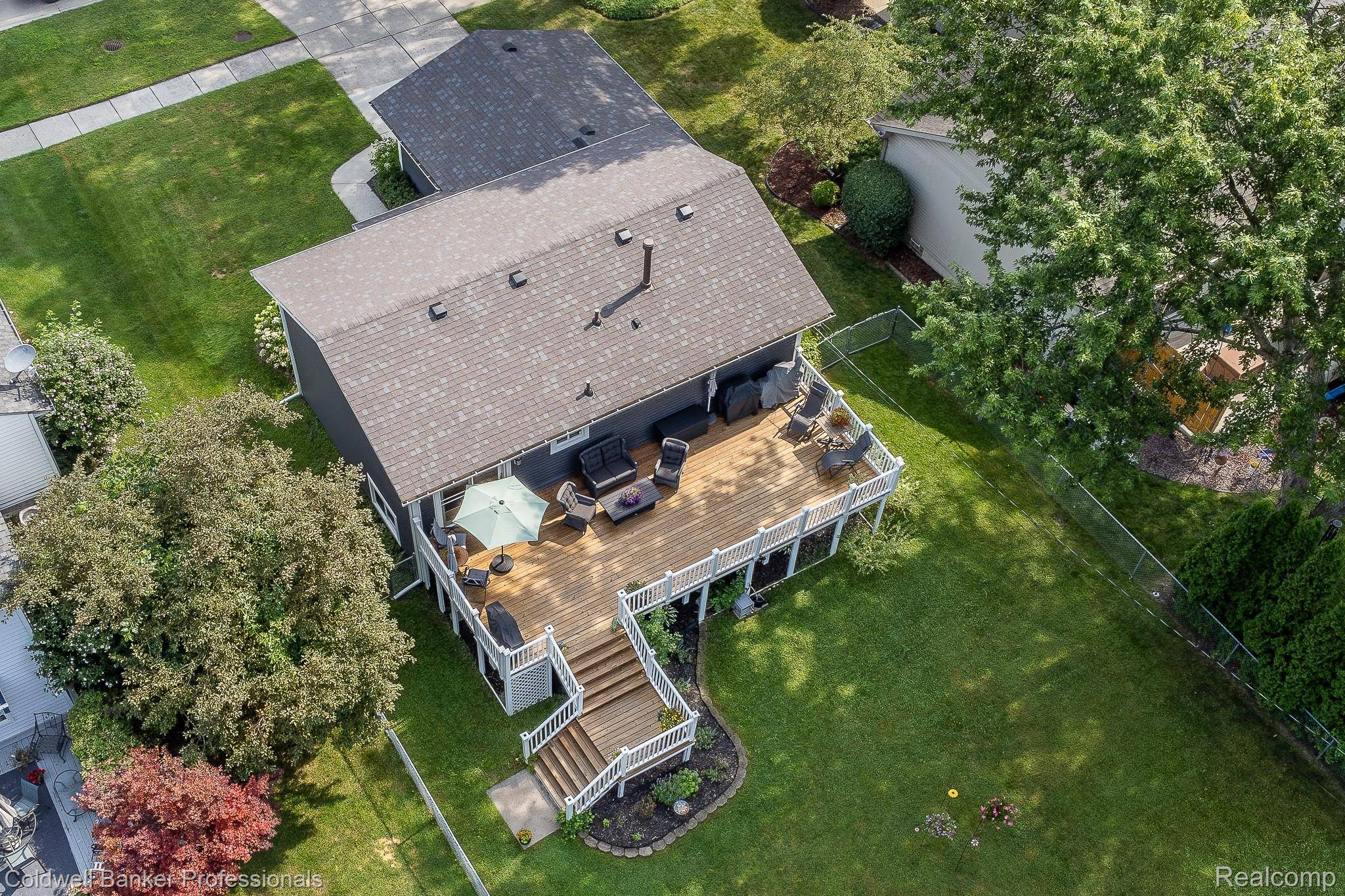 23540 Harvard Shore DR, Clinton Charter Township, MI 48035
