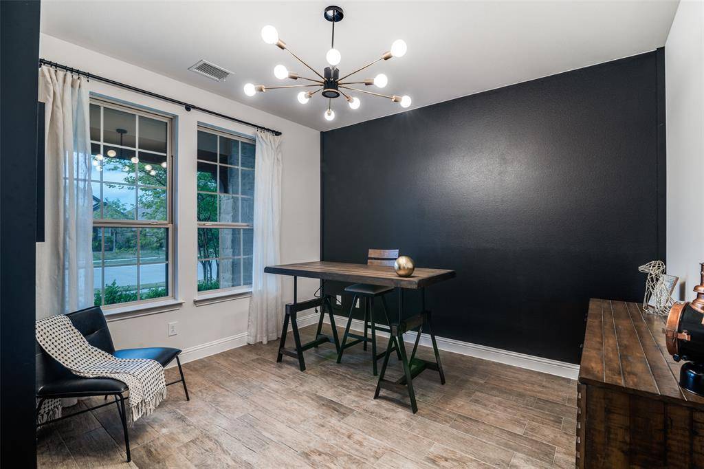 834 Mildren Lane, Fate, TX 75087