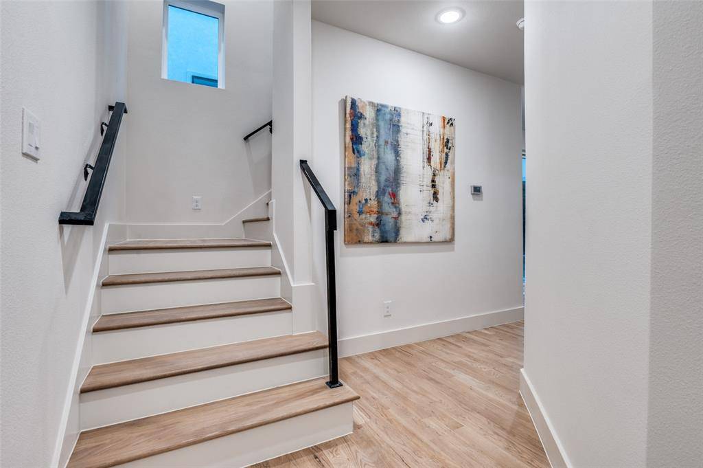 2906 Hawthorne Avenue #101, Dallas, TX 75219
