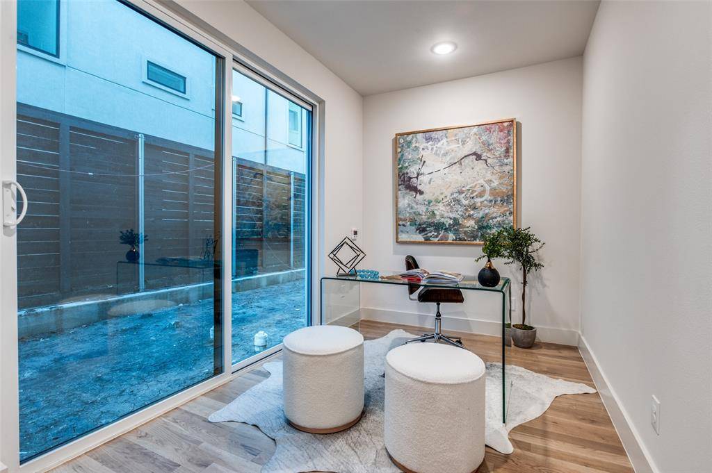 2906 Hawthorne Avenue #101, Dallas, TX 75219