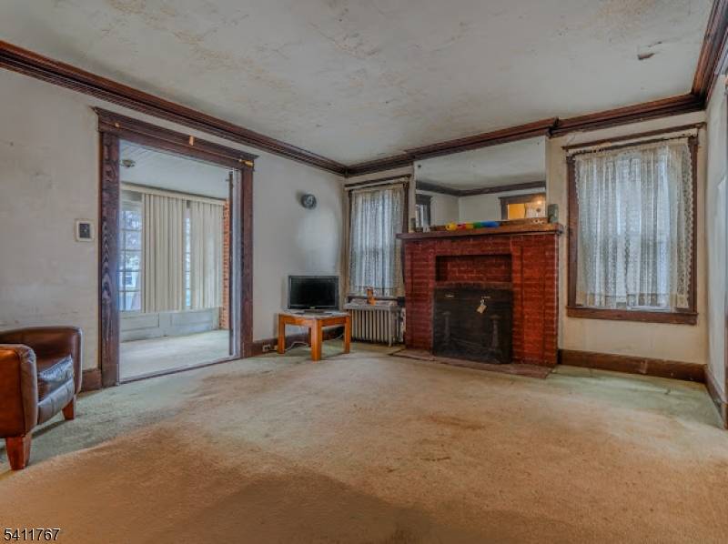 5 N 22Nd St, East Orange City, NJ 07017