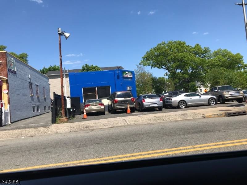 516 William St, East Orange City, NJ 07017