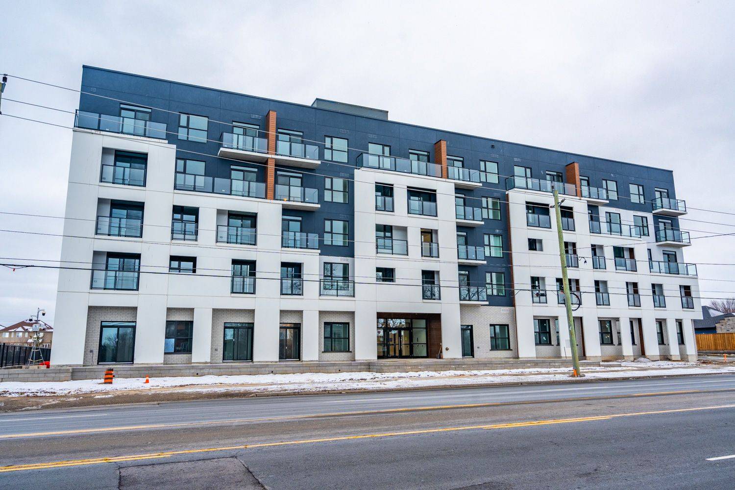 1936 RYMAL RD E #213, Hamilton, ON L0R 1P0