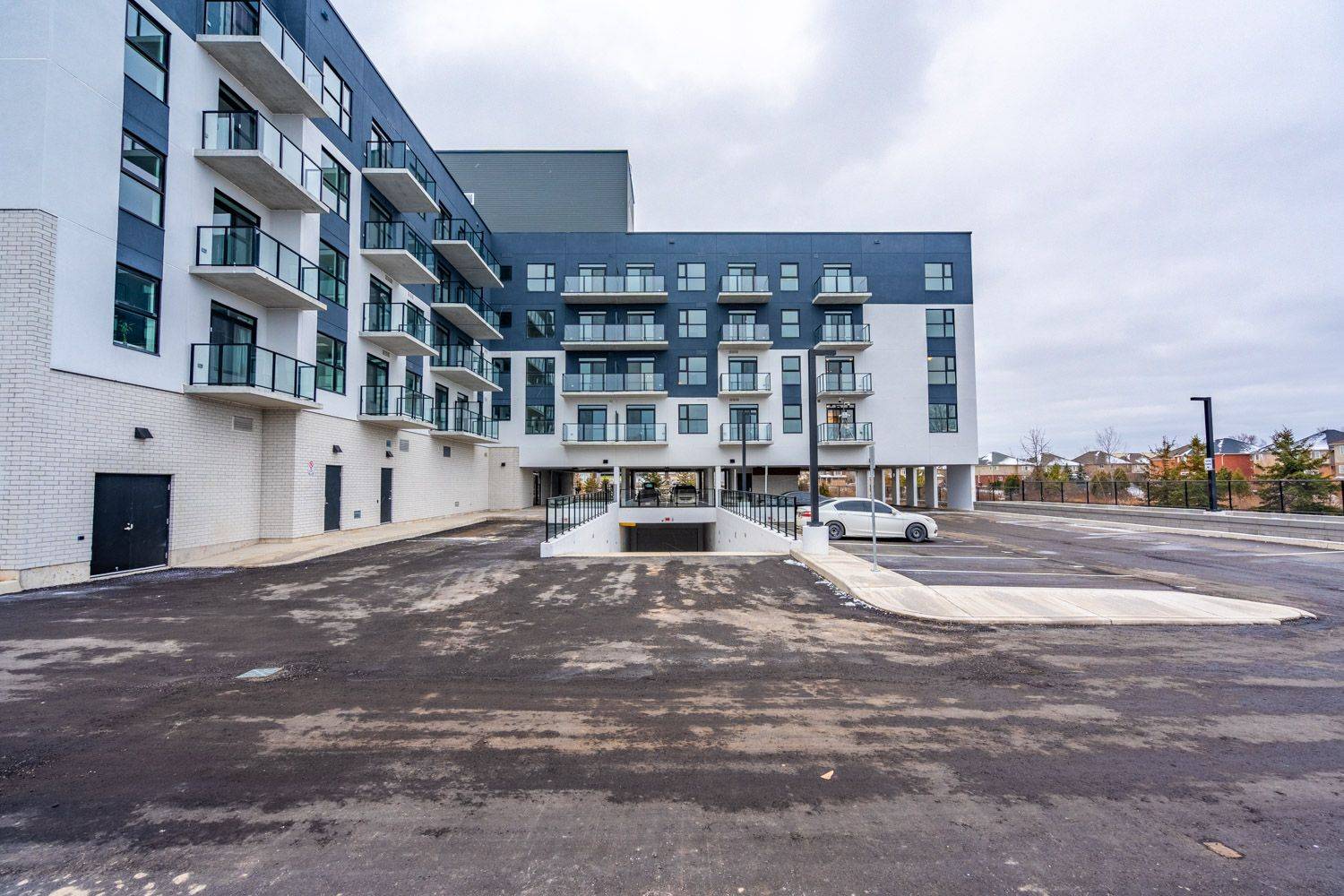 1936 RYMAL RD E #213, Hamilton, ON L0R 1P0