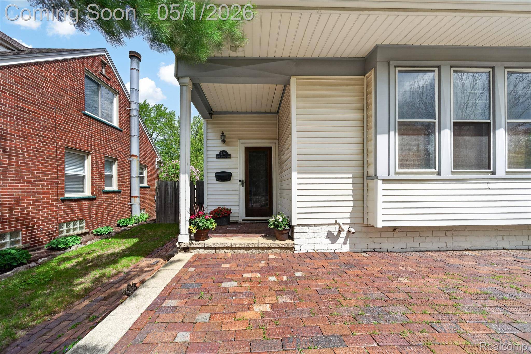 529 E Lincoln AVE, Royaloakcity_oakland, MI 48067