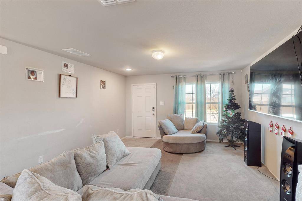 7812 Schooner Drive, Fort Worth, TX 76179