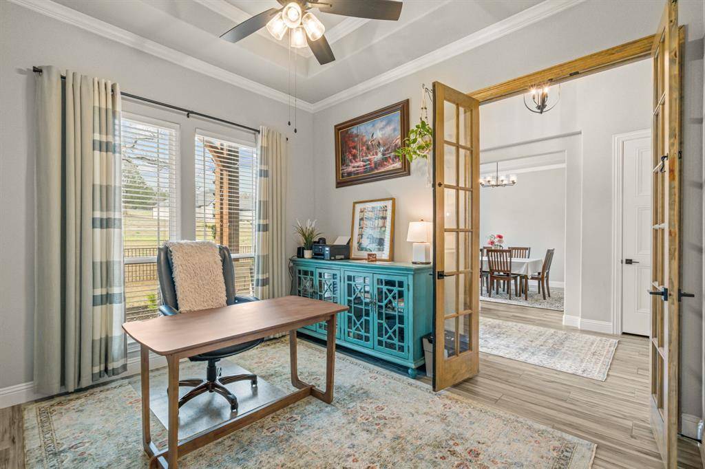 1004 Meadow Wood Terrace, Azle, TX 76020