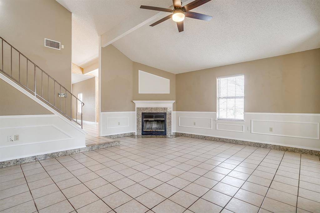 8129 County Road 804, Burleson, TX 76028